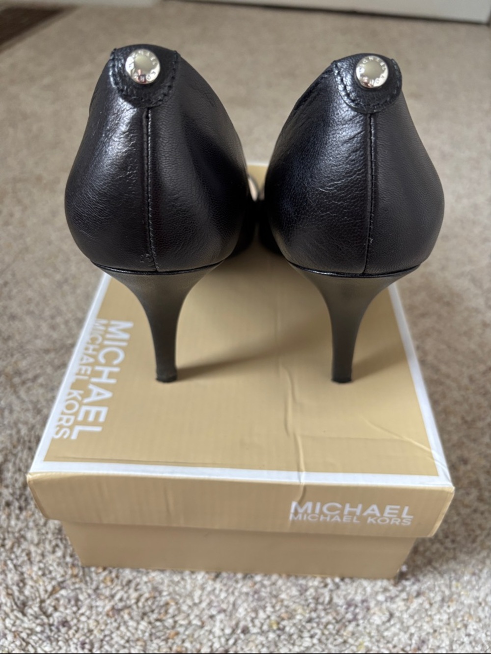 Michael Kors Flex Mid Black Pump - Picture 4 of 6